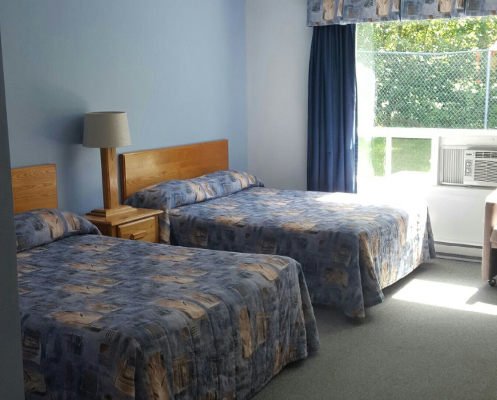تادوساك Motel Chantmartin المظهر الخارجي الصورة
